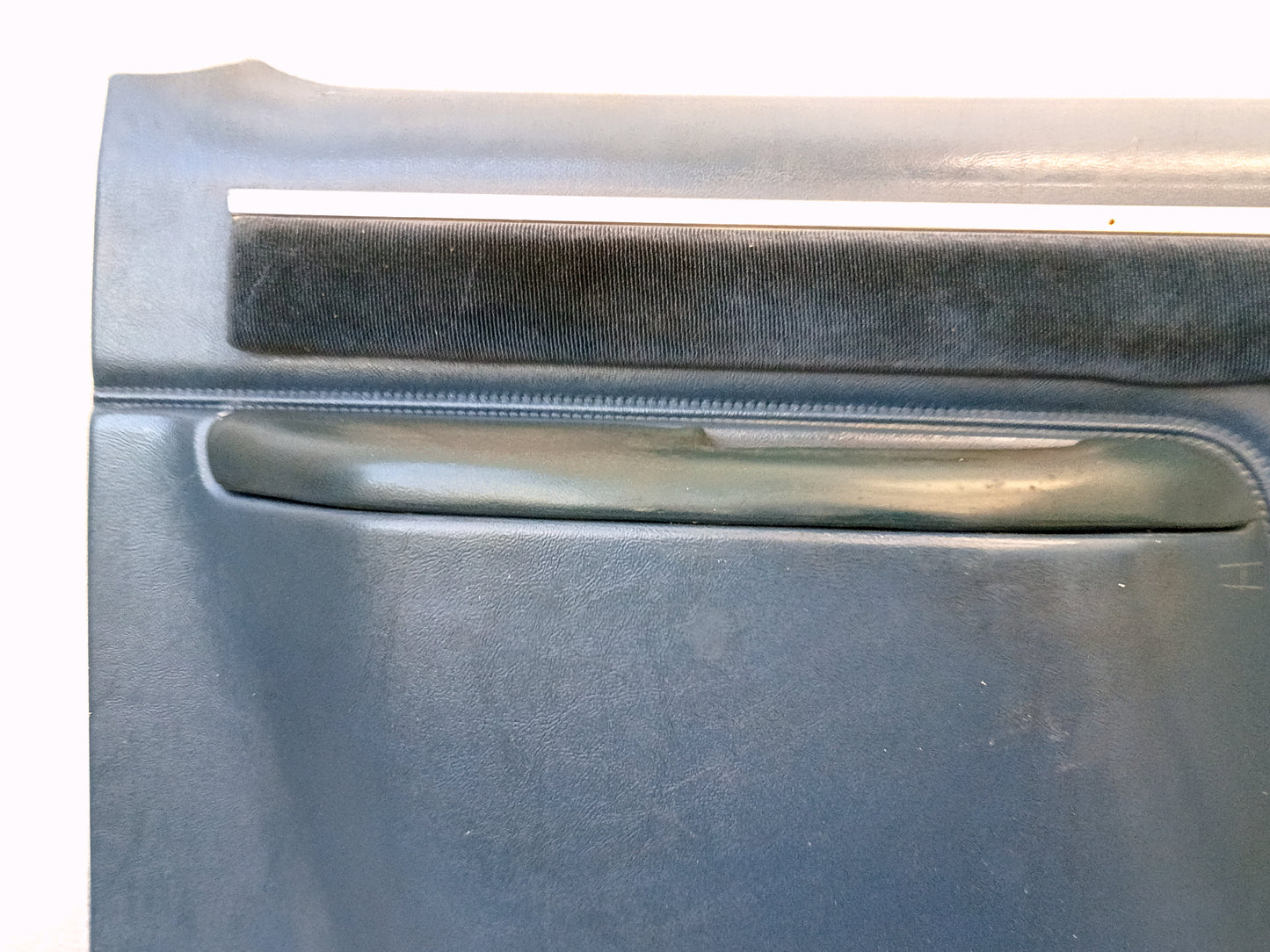 87-91 Deluxe Light Blue Door Panel Set Manual Windows (Used) F150 F250 F350 Bronco XLT