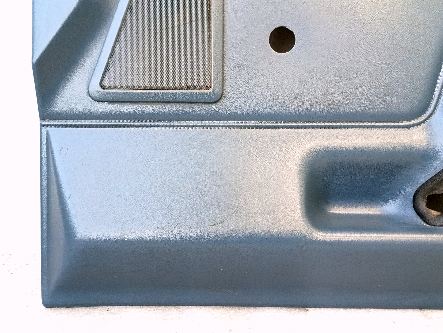 87-91 Deluxe Light Blue Door Panel Set Manual Windows (Used) F150 F250 F350 Bronco XLT