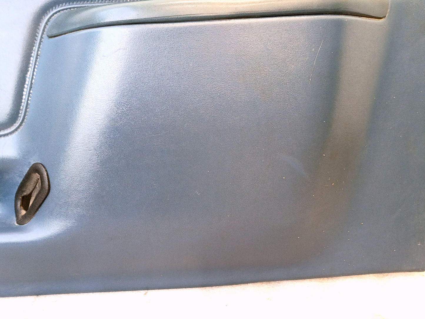87-91 Deluxe Light Blue Door Panel Set Manual Windows (Used) F150 F250 F350 Bronco XLT