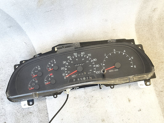 99-01 Gas Gauge Cluster with Tach (Used) F250 F350 Super Duty