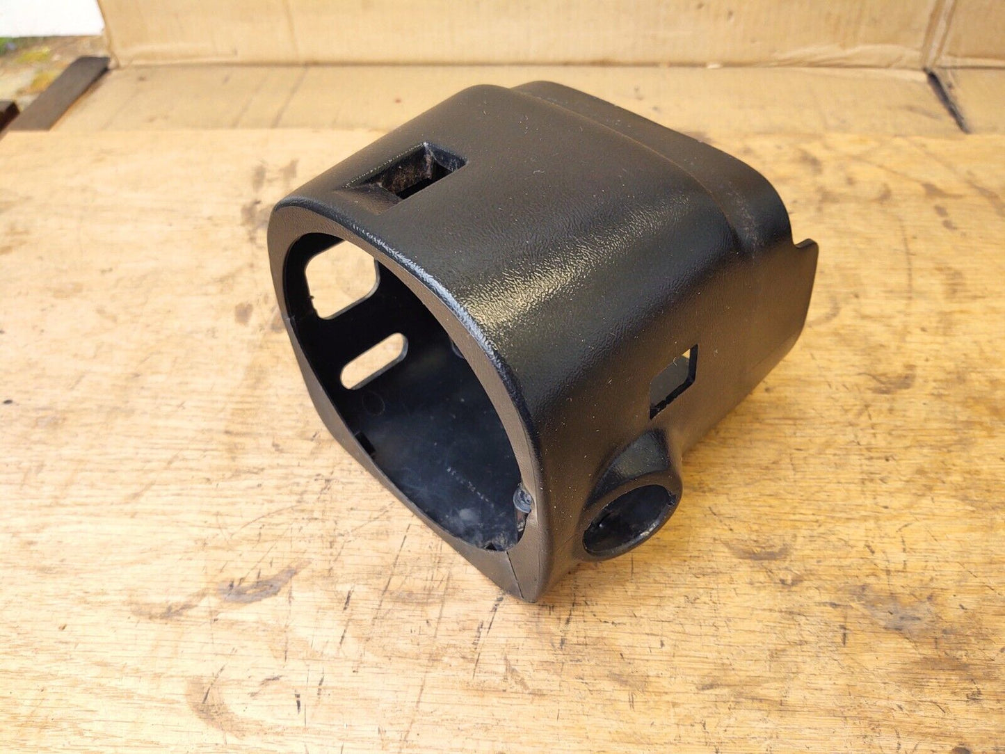92-96 Manual Tilt Steering Column Trim (Used) F150 F250 F350 Bronco OEM