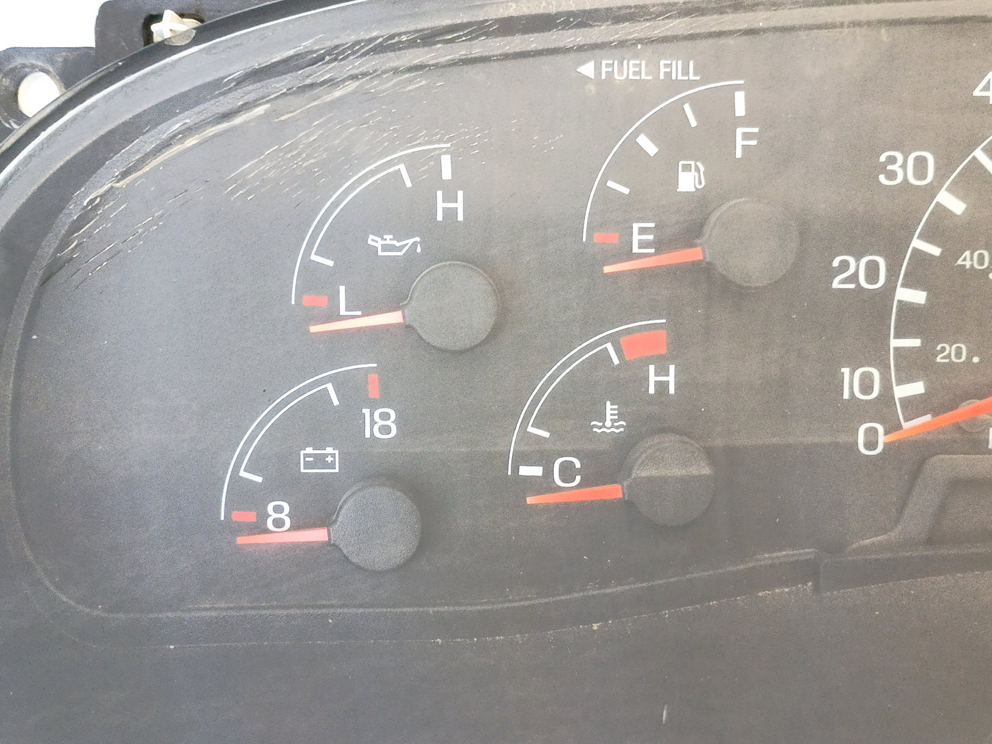 99-01 Gas Gauge Cluster with Tach (Used) F250 F350 Super Duty