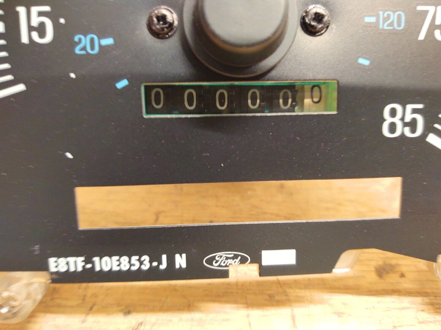87-91 Speedometer Gauge (Used) Ford F150 F250 F350 Bronco