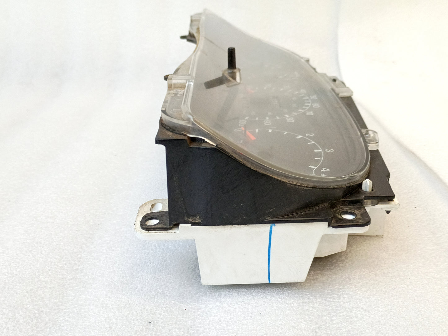 99-01 Gas Gauge Cluster with Tach (Used) F250 F350 Super Duty