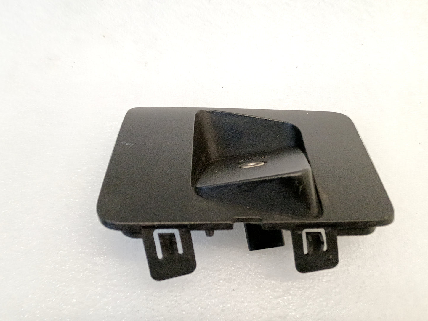 08-16 Dash Line In Jack/Connector  w/ Bezel (Used) OEM Ford F250 F350 Super Duty