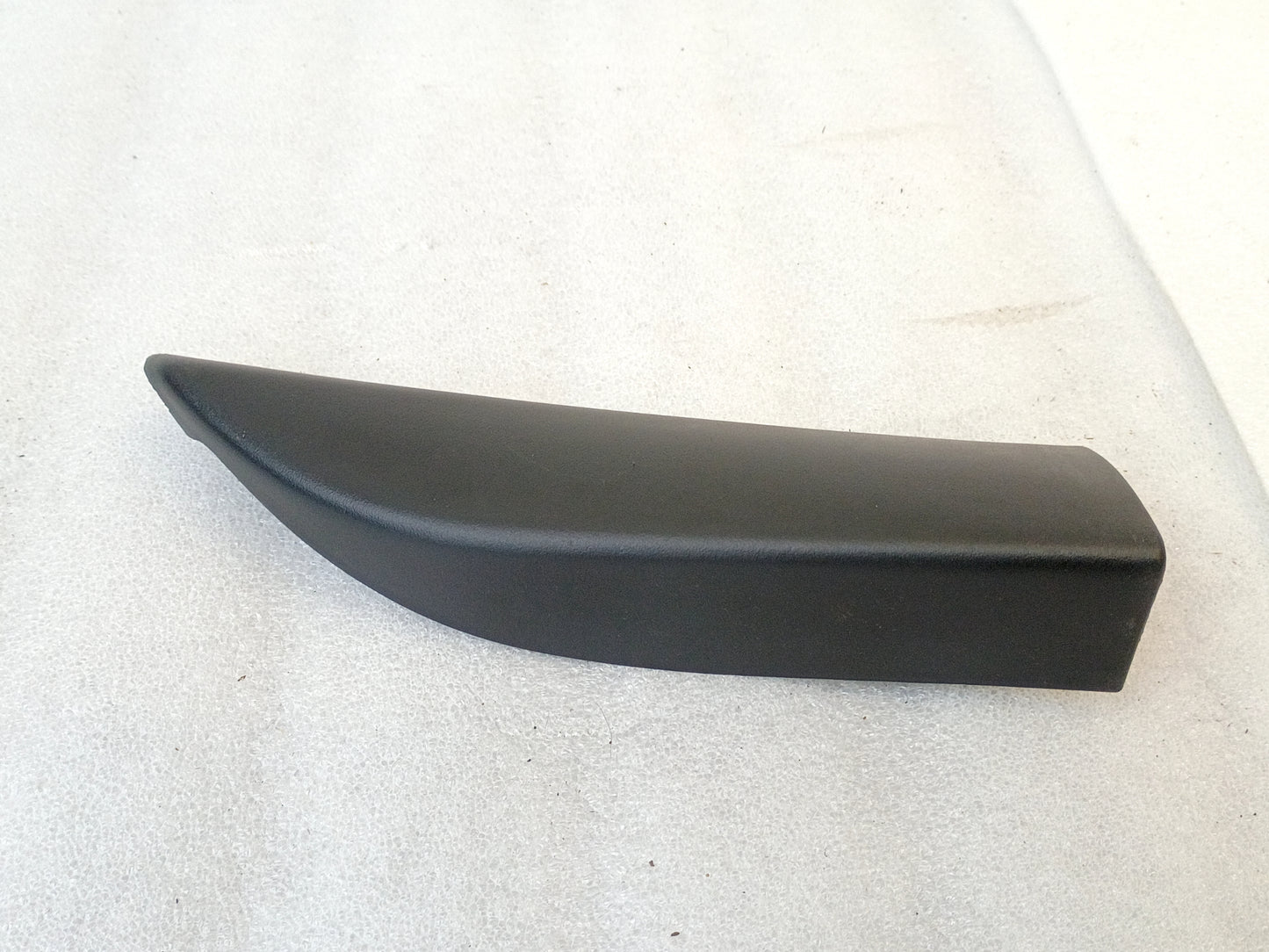08-16 Upper Door Sail Panel Covers Mirror Bolt Trim (Used) OEM Ford F250 F350 SuperDuty