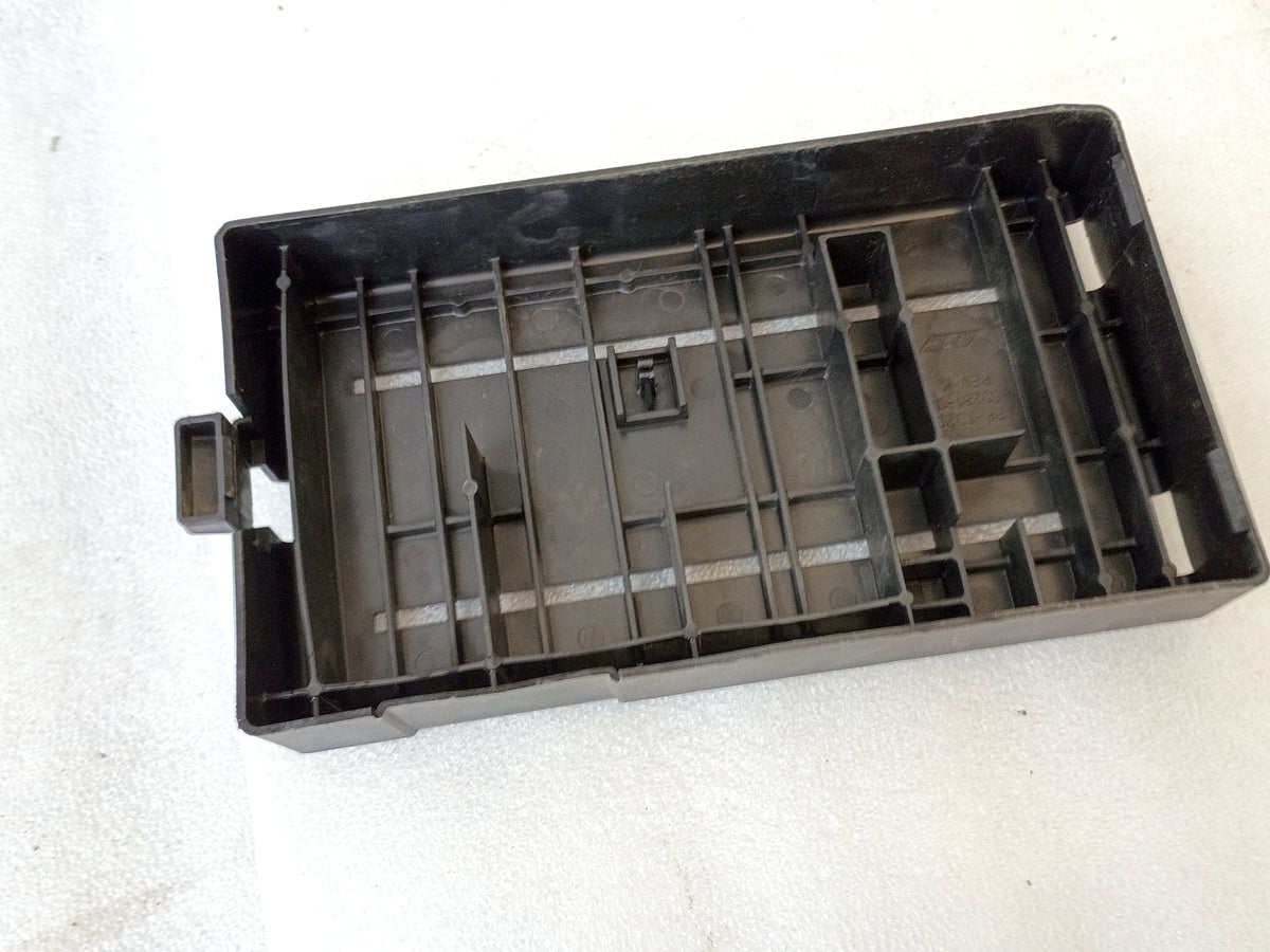 02-07 Fuse Panel Cover 2C7T-14N003-BB (Used) F250 F350 Super Duty