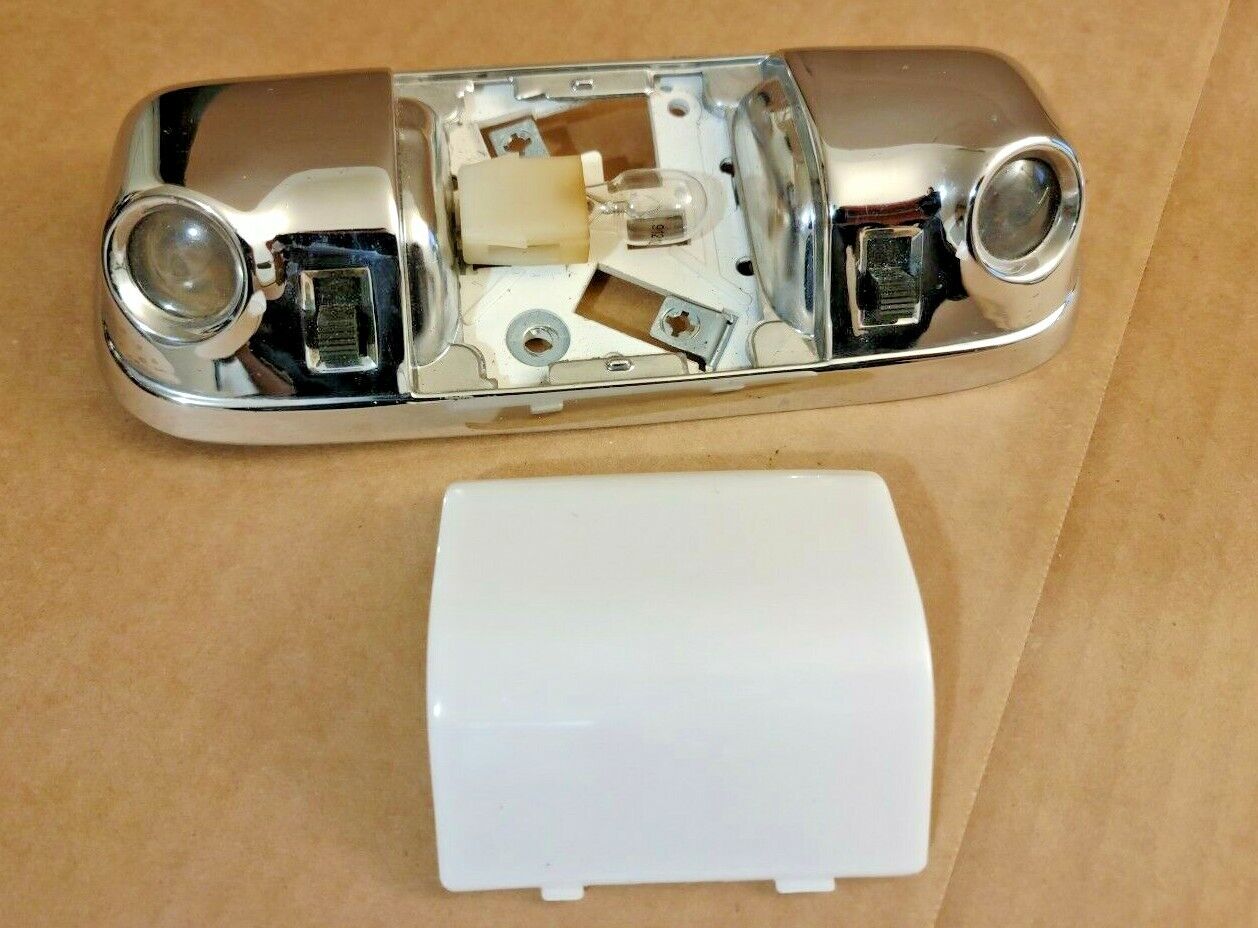 80-96 Chrome Map/Dome Light (Used) Ford F150 F250 F350 Bronco