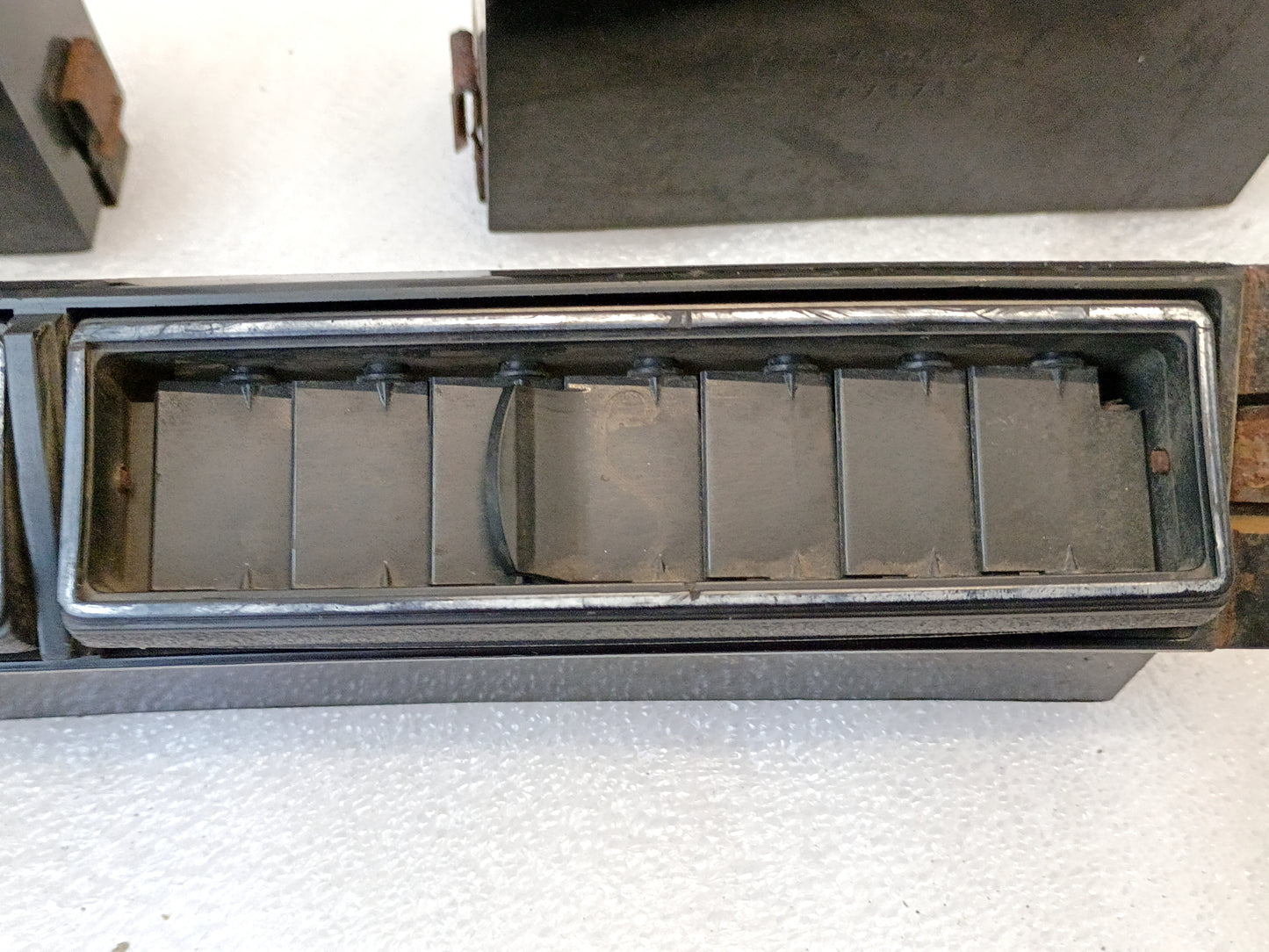 75-80 AC Vent Set of 3 Air Conditioner Vents (Used) D100 D150 D200 D300