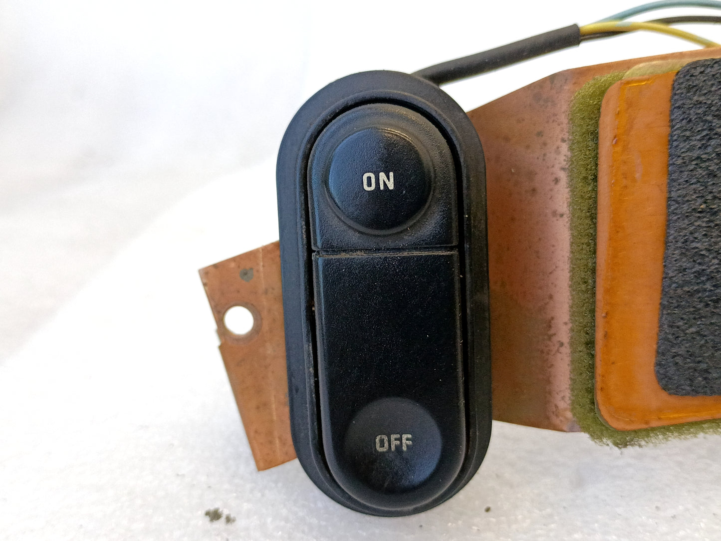92-97 Cruise Control Buttons for Steering Wheel (Used) F150 F250 F350 Bronco OEM