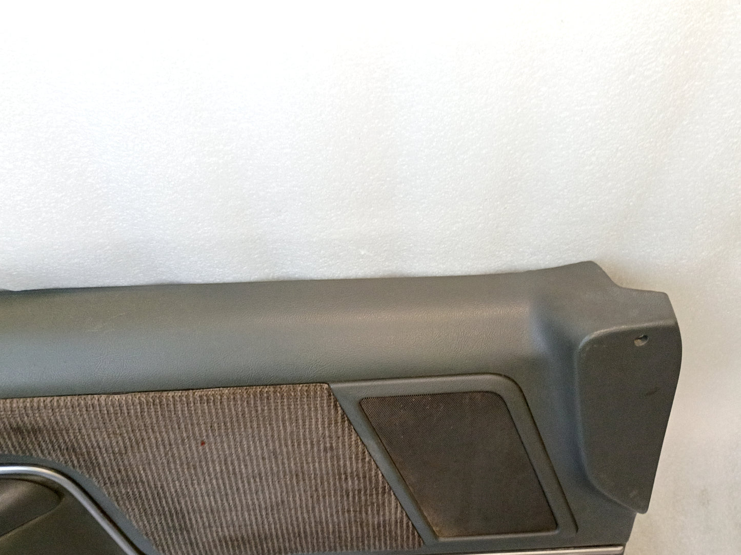 87-91 Deluxe Dark Gray Door Panel Set (Used) F150 F250 F350 Bronco XLT
