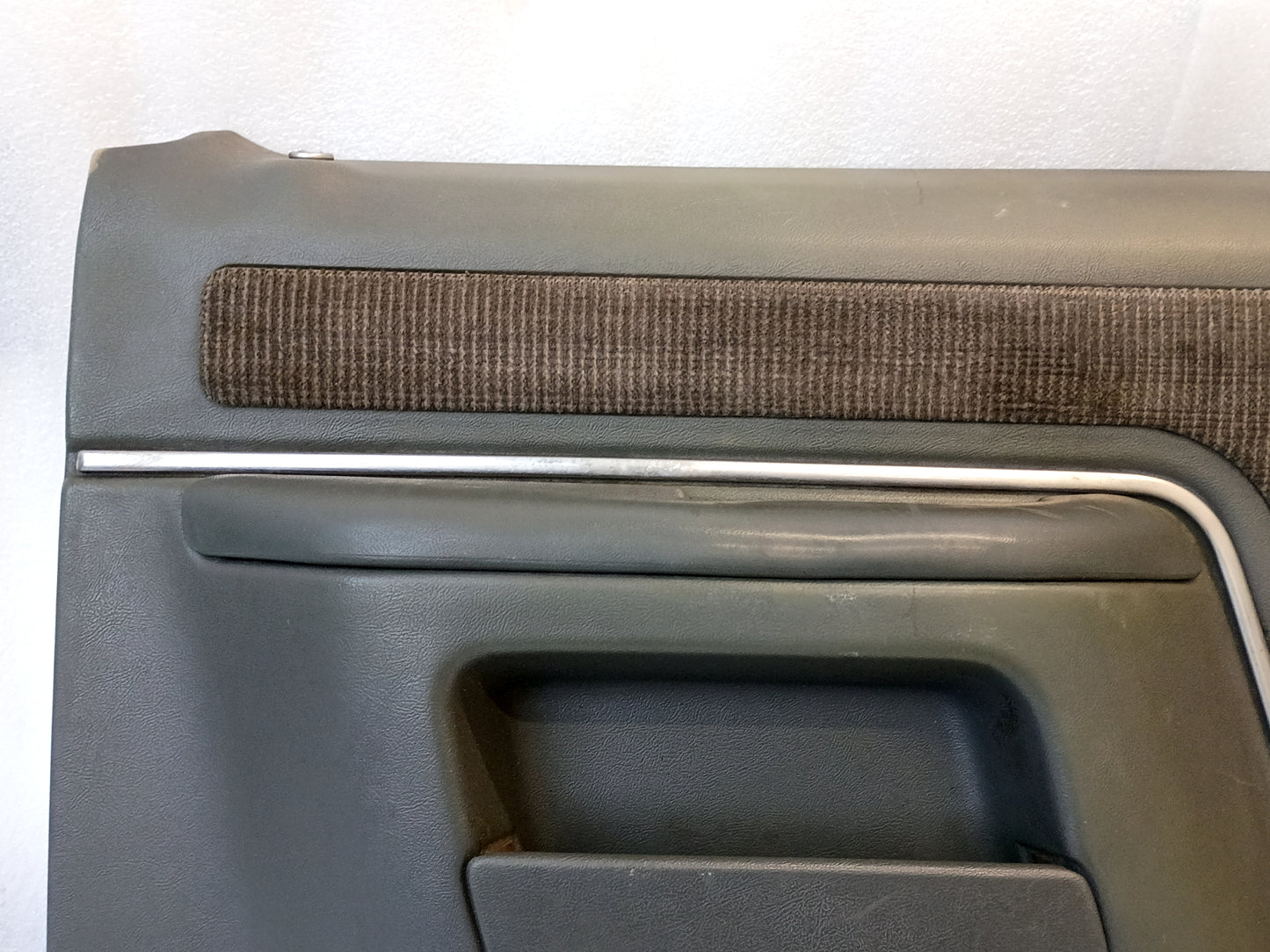 87-91 Deluxe Dark Gray Door Panel Set (Used) F150 F250 F350 Bronco XLT