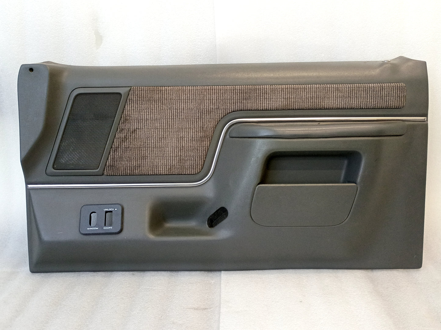 87-91 Deluxe Dark Gray Door Panel Set (Used) F150 F250 F350 Bronco XLT