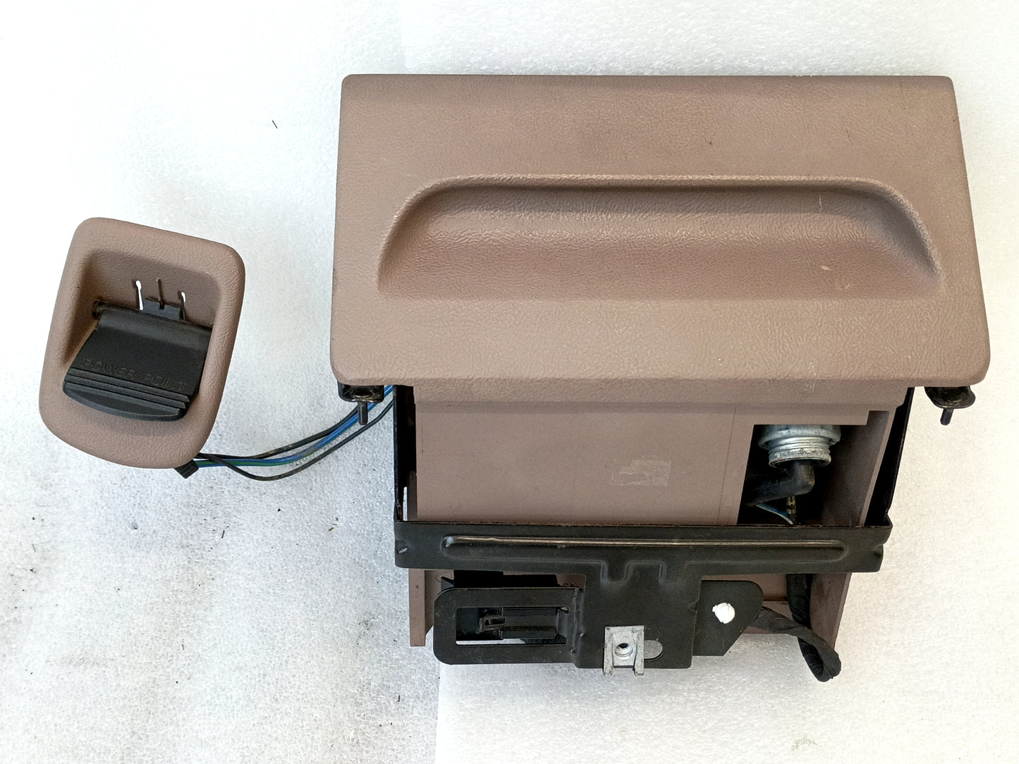 92-96 Tan/Mocha Beige Ashtray Assembly (Used) Ford F150 F250 F350 Bronco