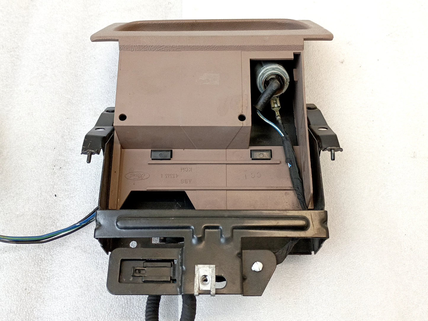 92-96 Tan/Mocha Beige Ashtray Assembly (Used) Ford F150 F250 F350 Bronco