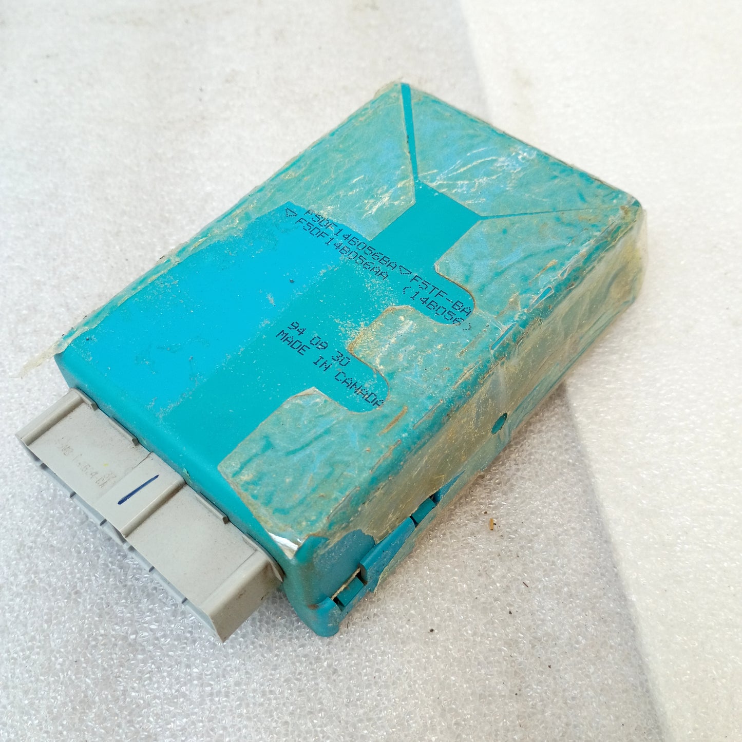 95-96 Computer Control Module (Used) Ford F150 F250 F350 OEM F5DF-14B056-BA