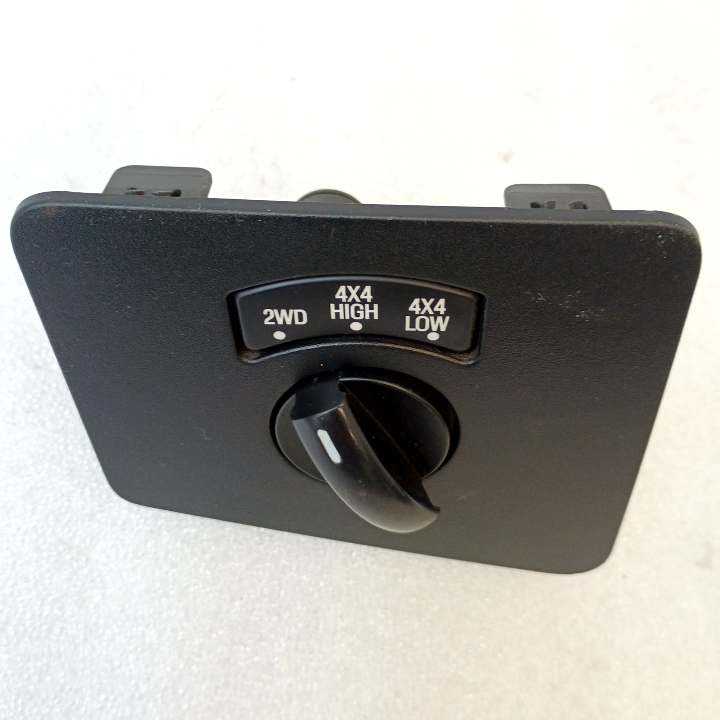 4WD electronic transfer case switch for 08-10 F150 and Bronco, dash-mounted with 2WD, 4X4 High, 4X4 Low options.