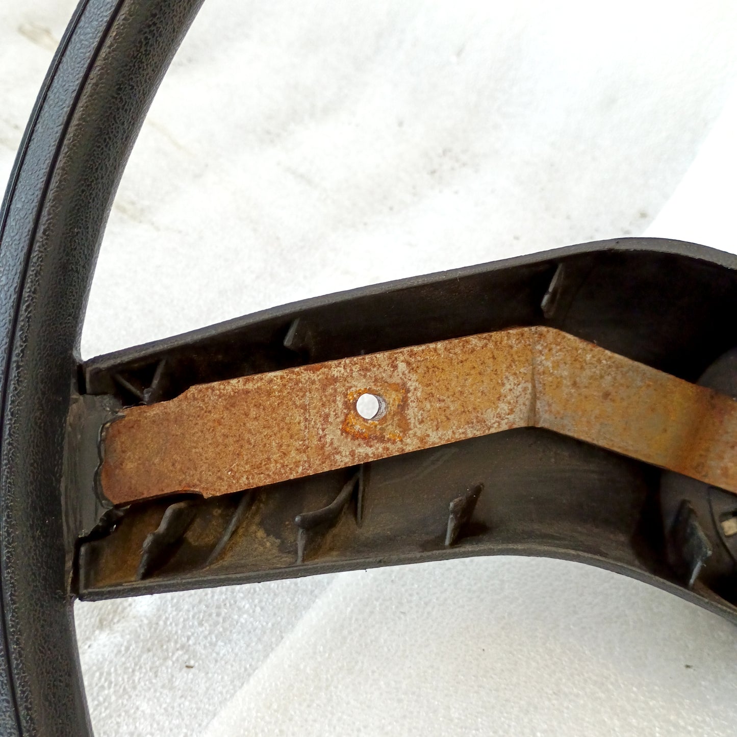 80-86 Skinny Steering  - Near NOS Condition - (Used) F150 F250 F350 Bronco OEM