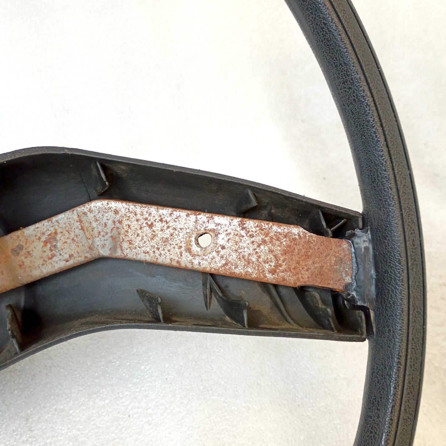 80-86 Skinny Steering  - Near NOS Condition - (Used) F150 F250 F350 Bronco OEM