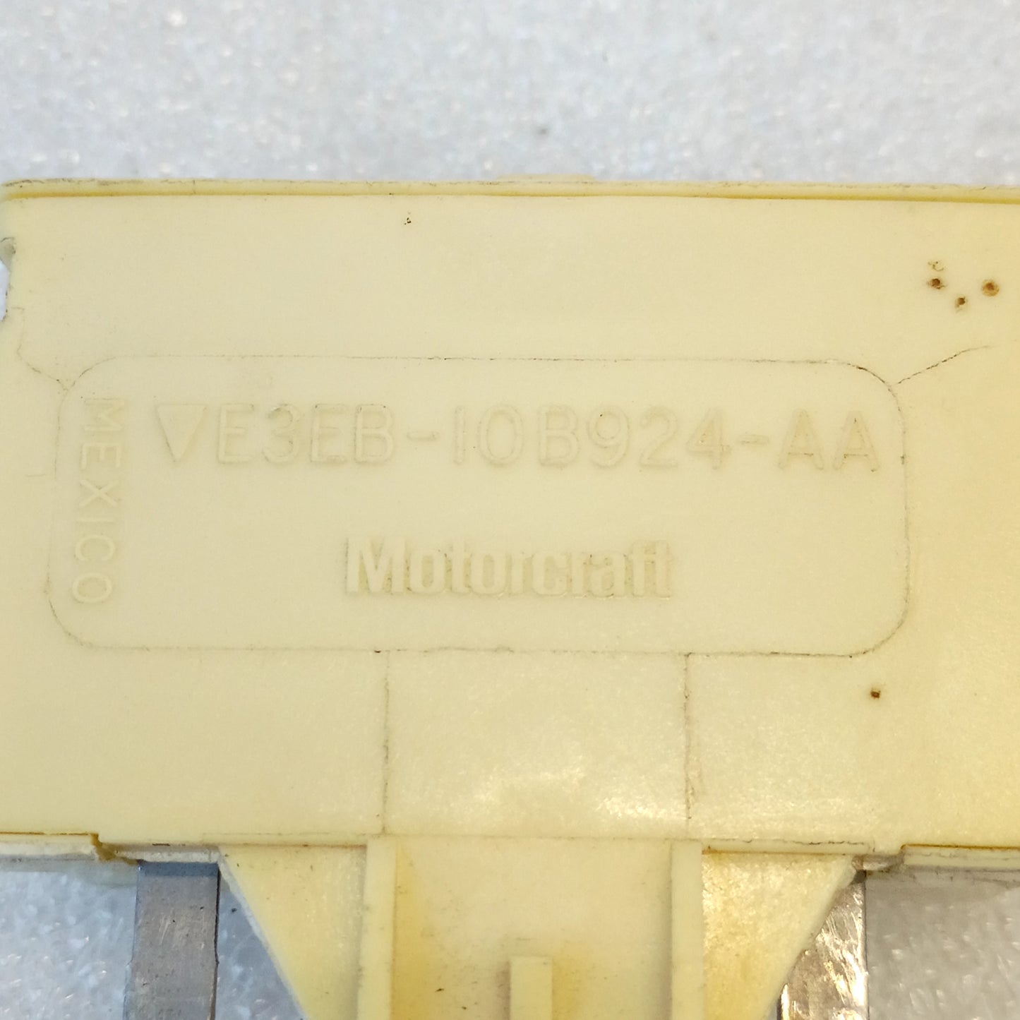 83-88 Door & Seat Belt Buzzer Module (Used) F150 F250 F350 Bronco OEM E3EB-10B924-AA