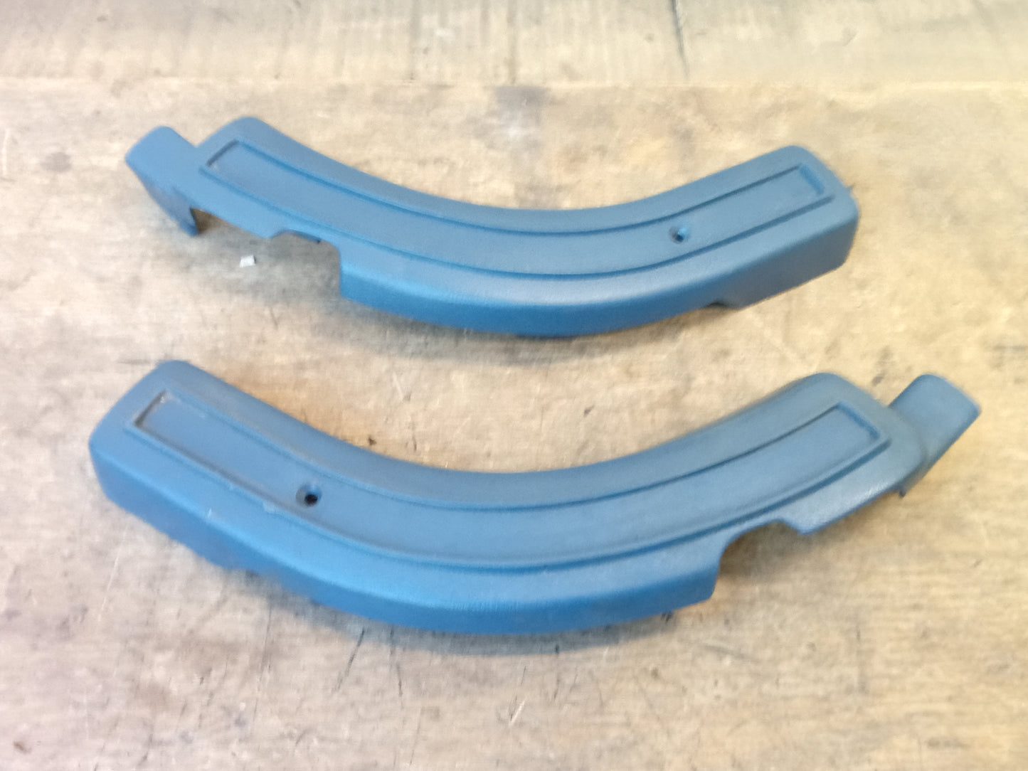 87-91 Blue Bench Seat Hinge Covers (Used) F150 F250 F350 Bronco