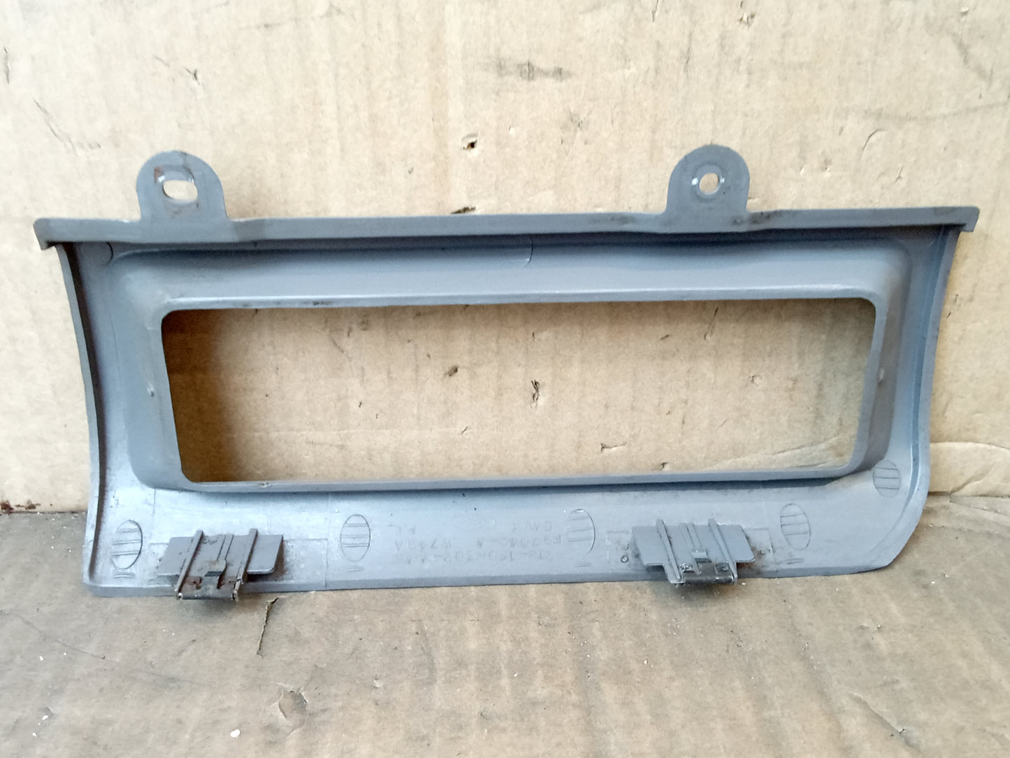 92-96 Light Gray/Opal Heater Bezel (Used) Ford F150 F250 F350 Bronco