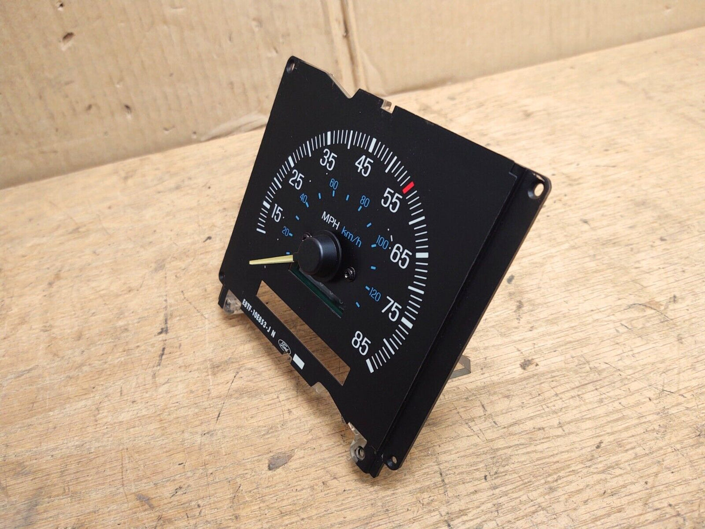87-91 Speedometer Gauge (Used) Ford F150 F250 F350 Bronco