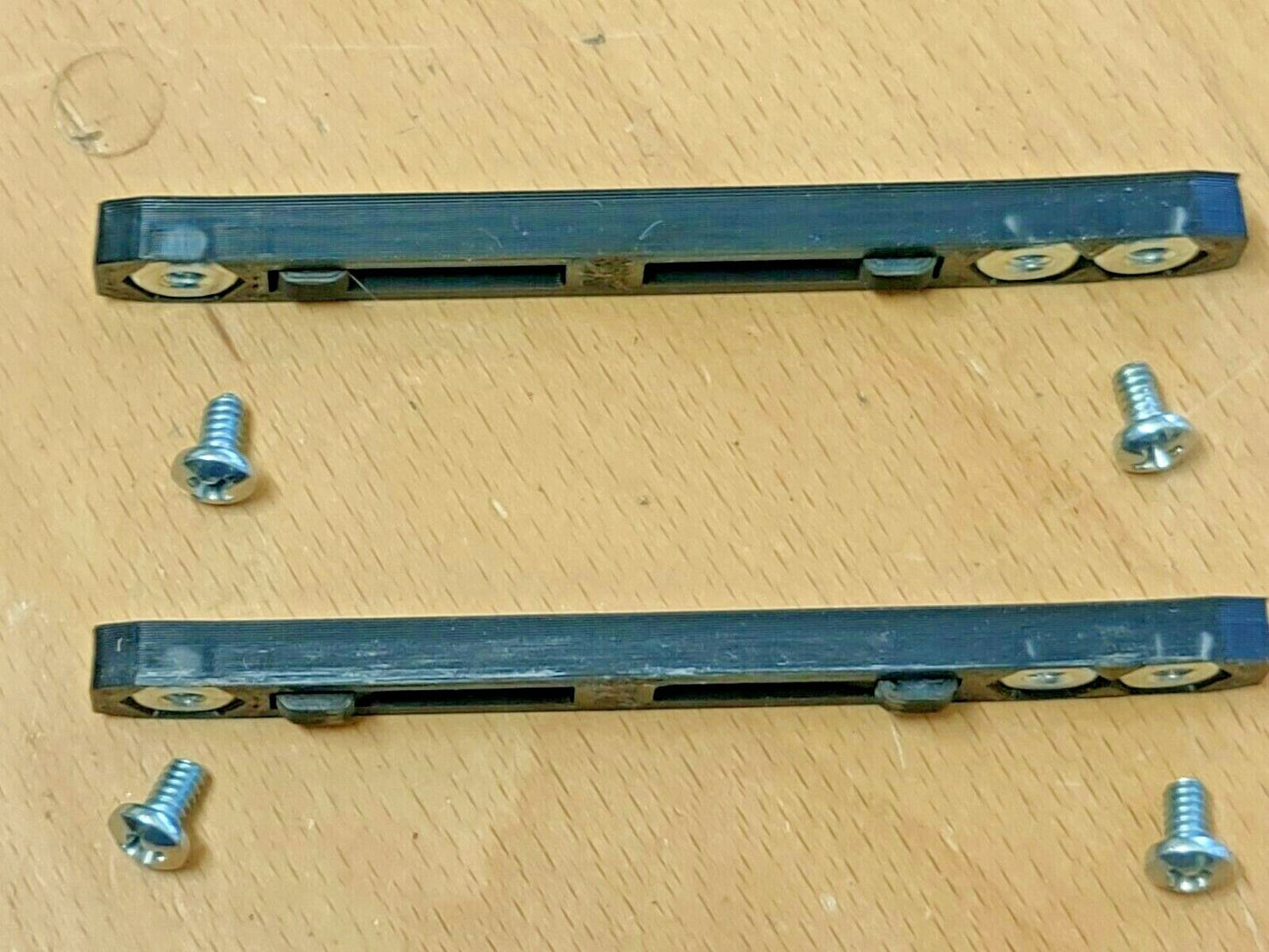 92-97 Ashtray Guide Set Ford F150 F250 F350 Bronco