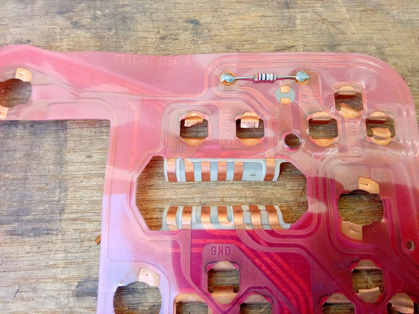 92-93 Gauge Cluster Circuit Board With Tach (Used) F150 F250 F350 Bronco