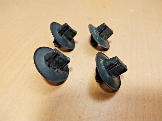 87-91 Clips for Lower Dash Fuse Panel Cover (Used) F150 F250 F350 Bronco