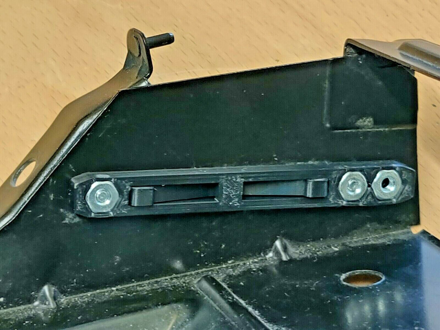 92-97 Ashtray Guide Set Ford F150 F250 F350 Bronco