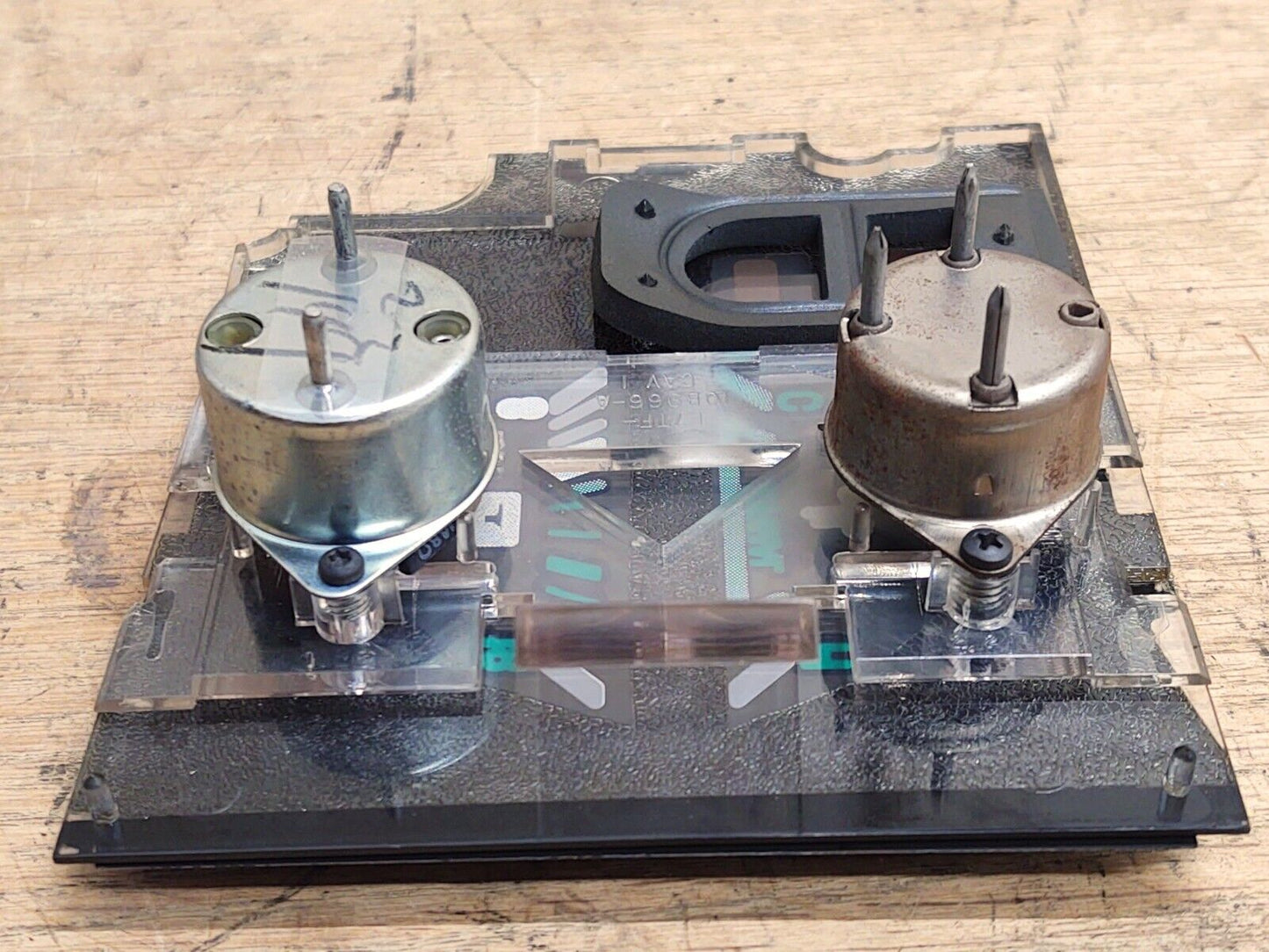 87-91 Volt/Battery & Temp Gauge Without Tach (Used) Ford F150 F250 F350 Bronco OEM