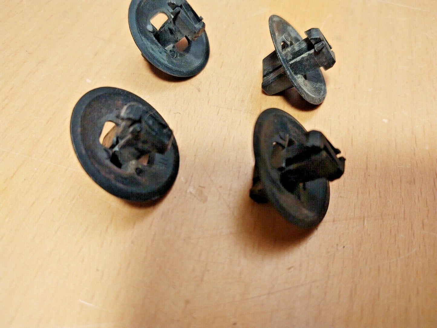 87-91 Clips for Lower Dash Fuse Panel Cover (Used) F150 F250 F350 Bronco
