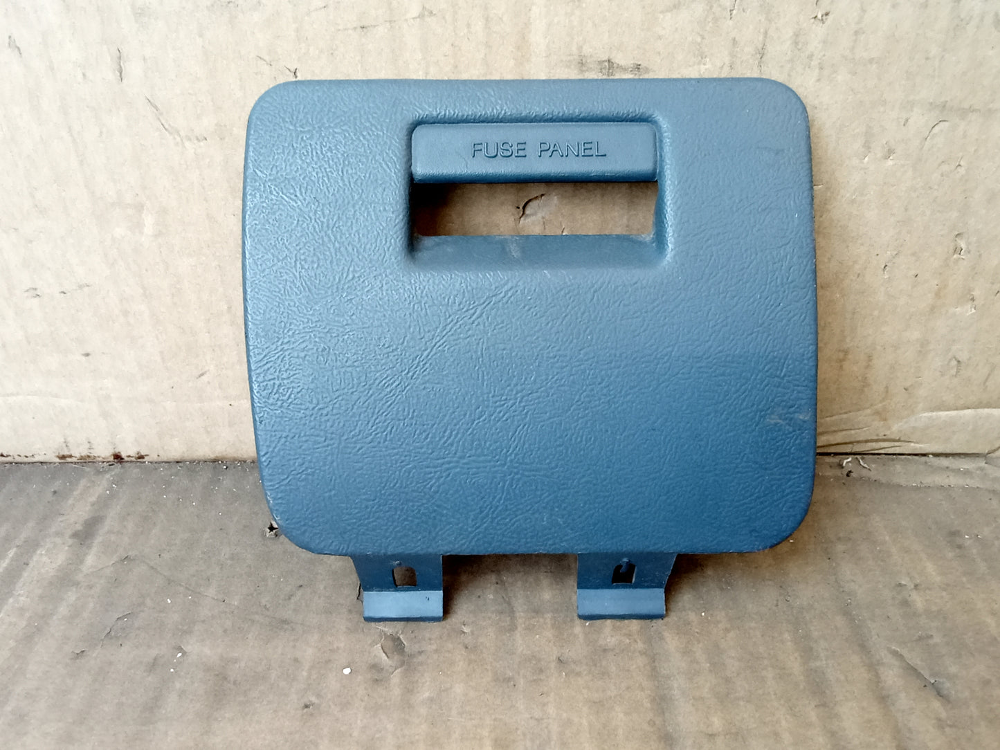 92-96 Dark/Crystal Blue Fuse Panel Cover (Used) Ford F150 F250 F350 Bronco