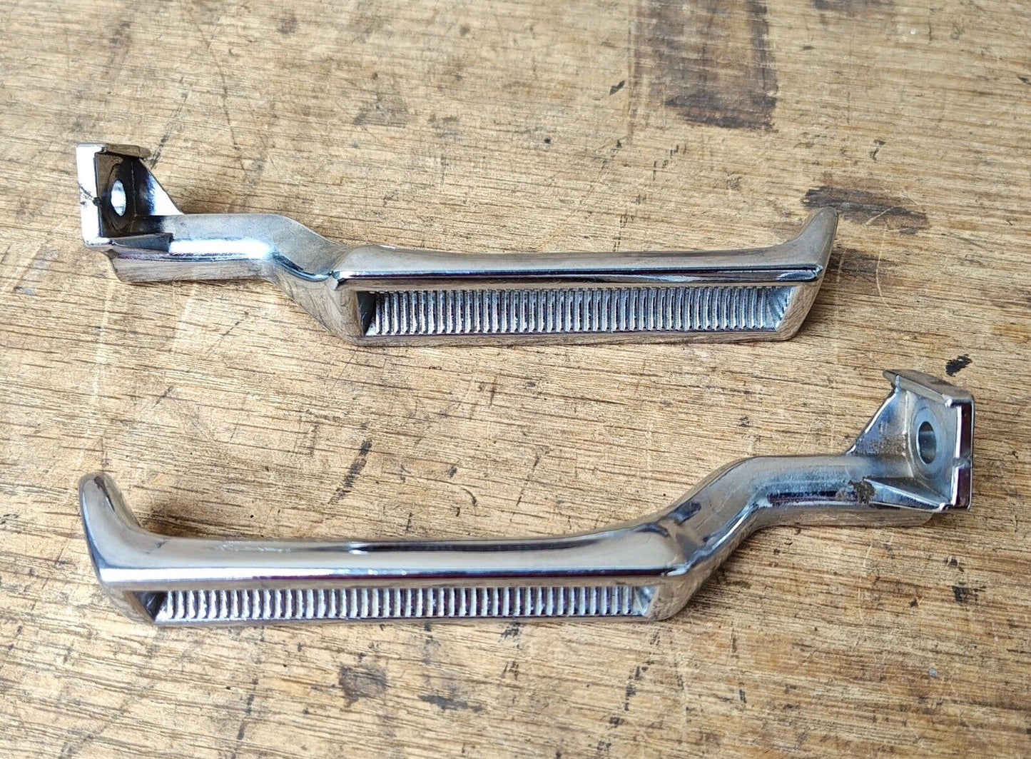 80-96 OEM FORD Chrome Door Handle / Pair (Used) Ford F150 F250 F350 Bronco  FORD PARTS