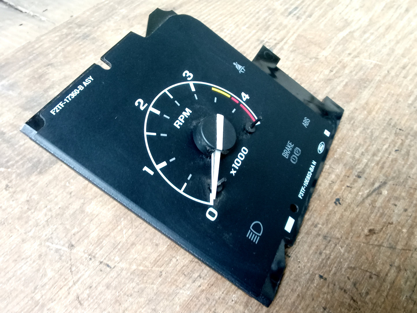 92-97 Diesel Tachometer (Used) Ford F250 F350 OEM