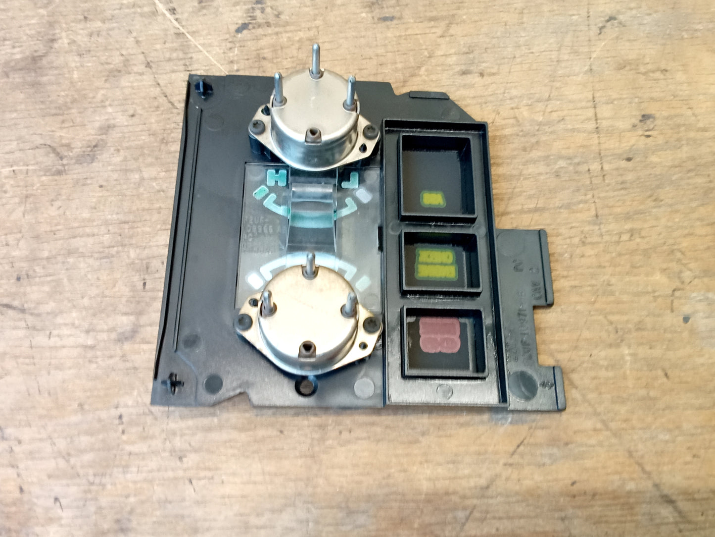92-93 Oil & Temperature Gauge Without Tach (Used) Ford F150 F250 F350 Bronco OEM