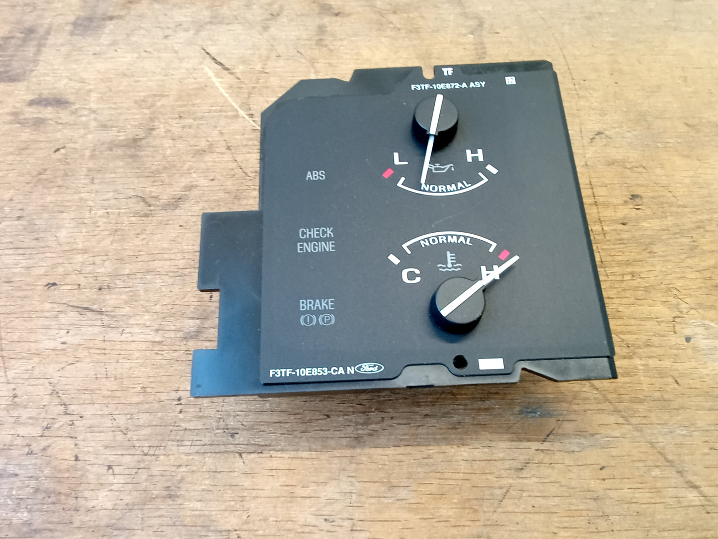 92-93 Oil & Temperature Gauge Without Tach (Used) Ford F150 F250 F350 Bronco OEM