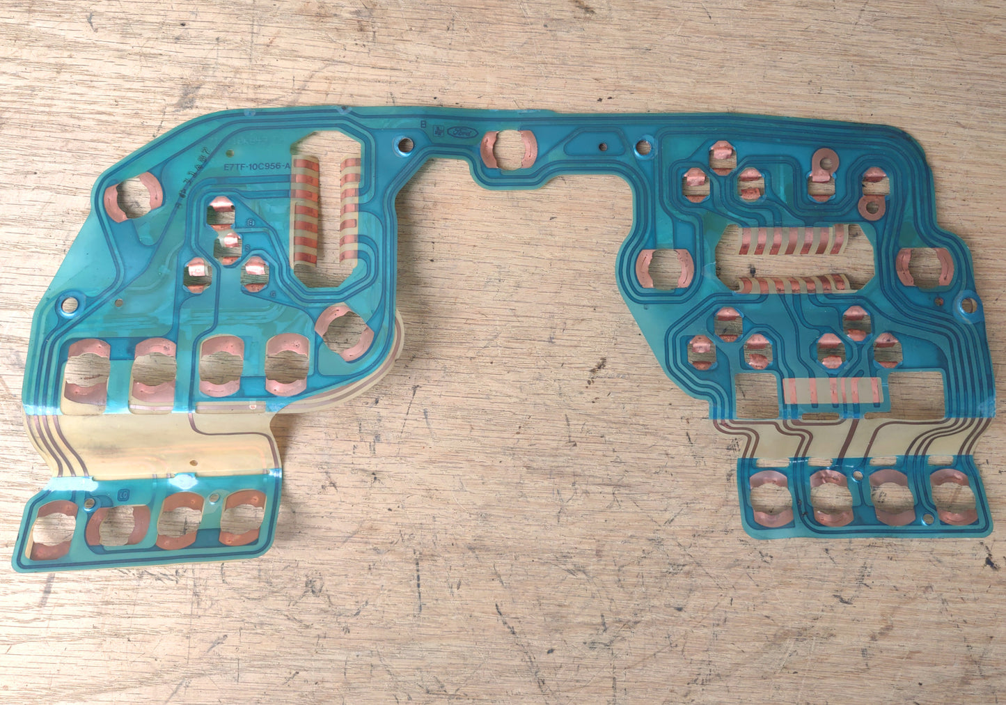 87-91 Gauge Cluster Circuit Board with Tach (Used) F150 F250 F350 Bronco