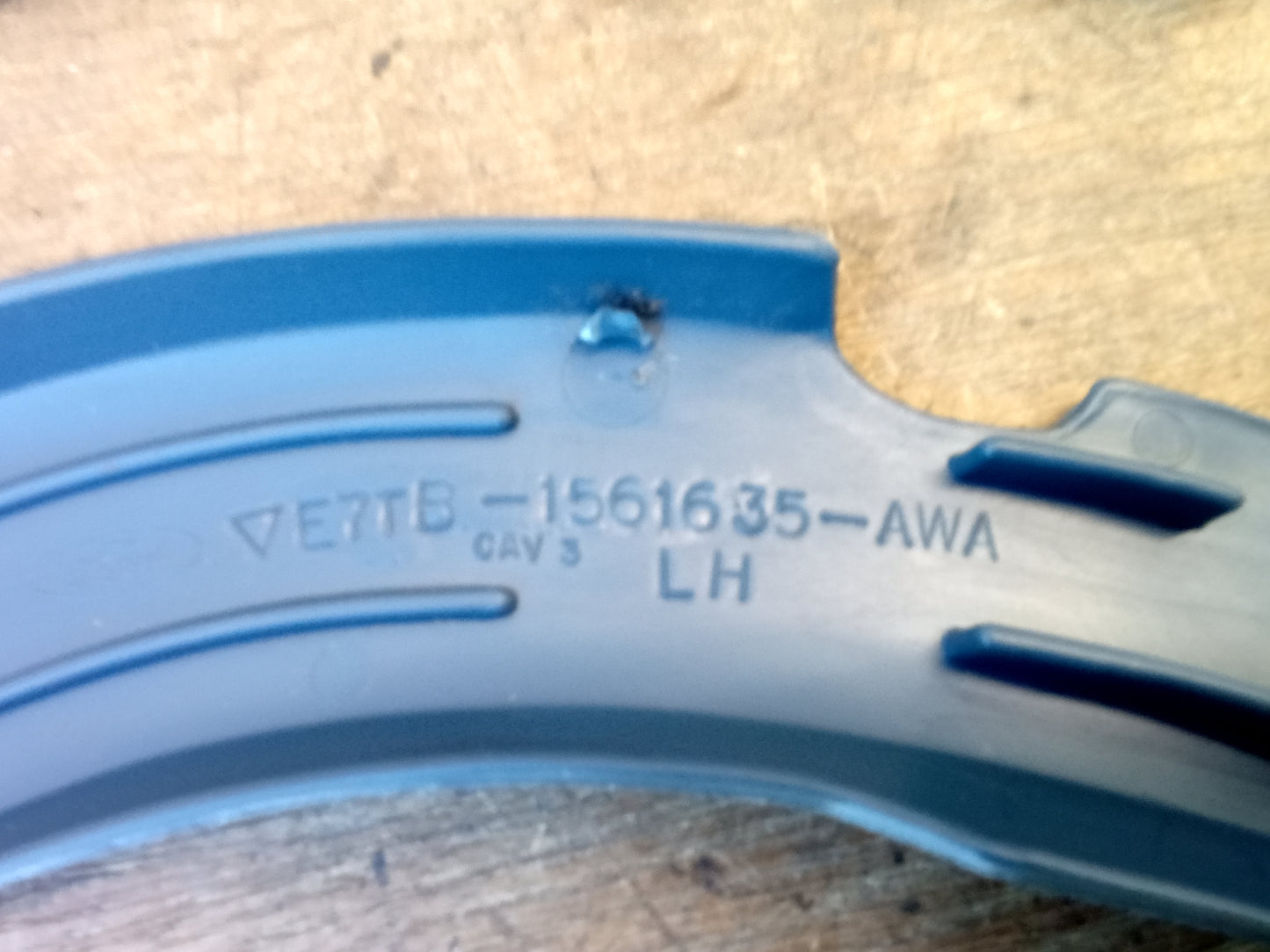 87-91 Blue Bench Seat Hinge Covers (Used) F150 F250 F350 Bronco