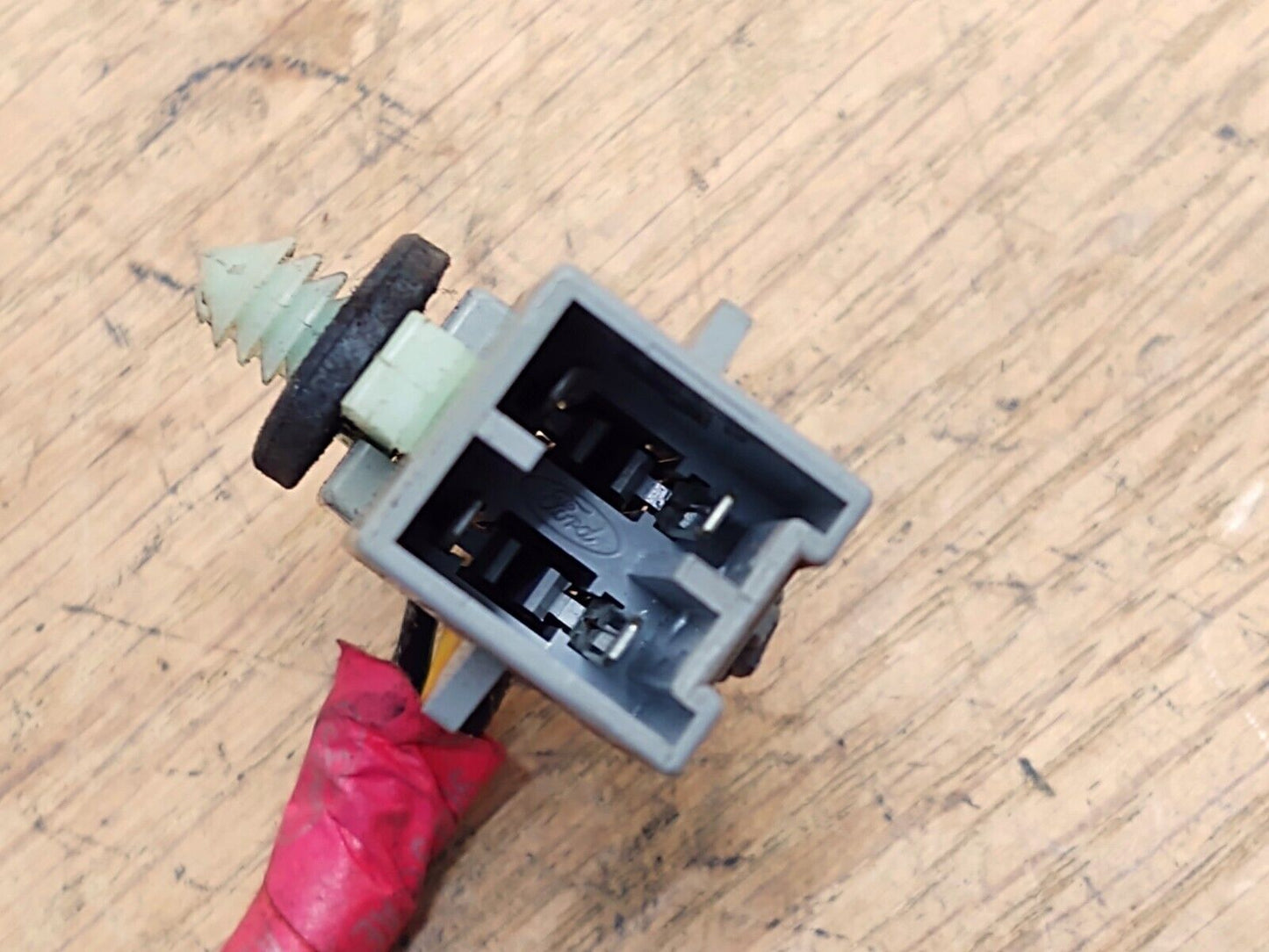 92-96 Clock Spring 3 Prong Harness Narrow Connector (Used) F150 F250 F350 Bronco OEM