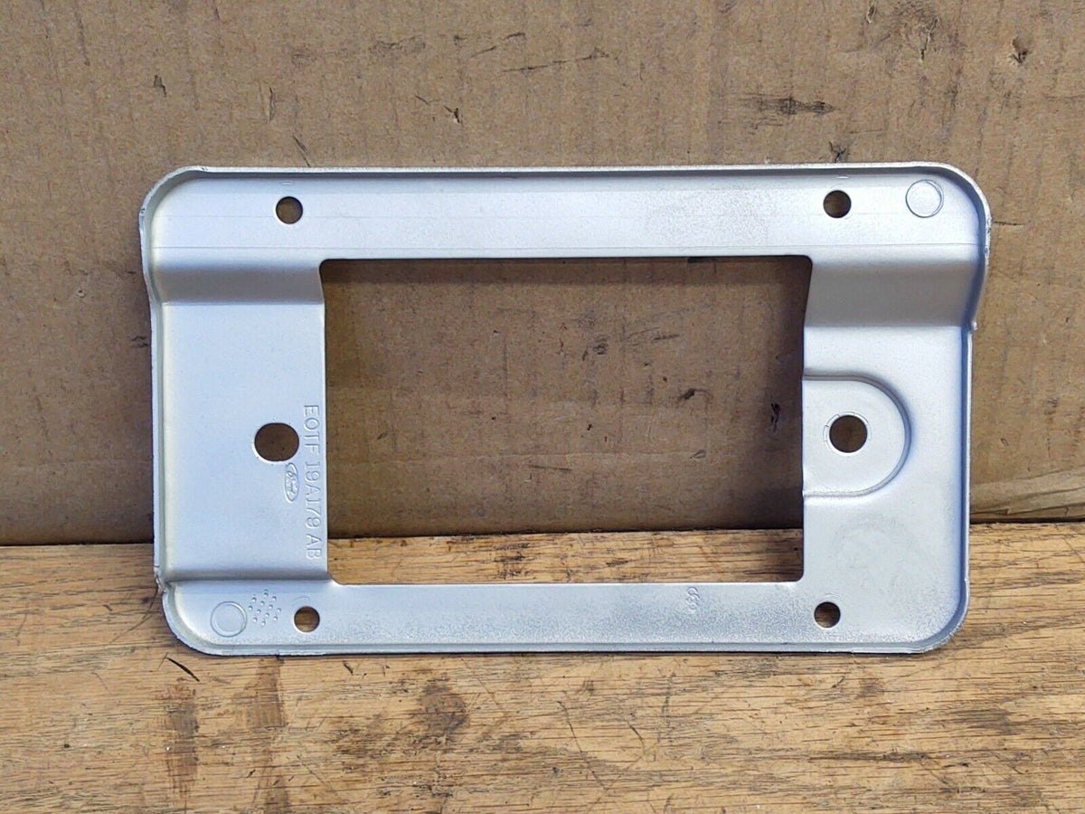 80-84 Metal Radio Mounting Bracket (Used) Ford F150 F250 F350 Bronco OEM EOTF 19A179 AB