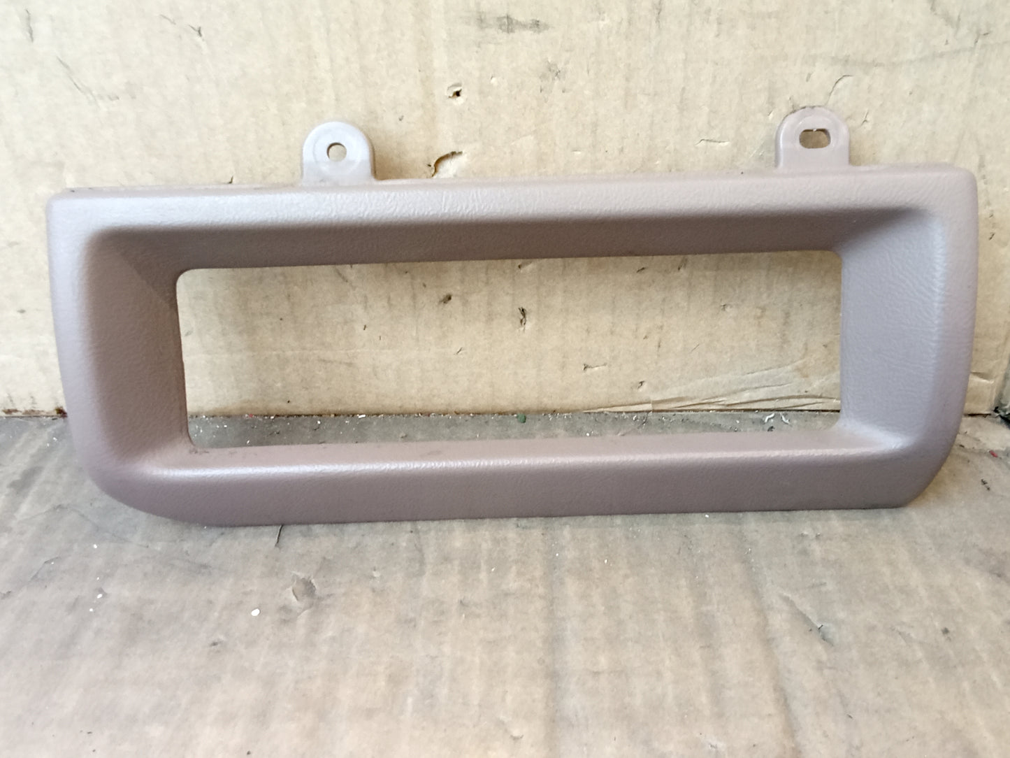 92-96 Tan/Mocha Heater Bezel (Used) Ford F150 F250 F350 Bronco