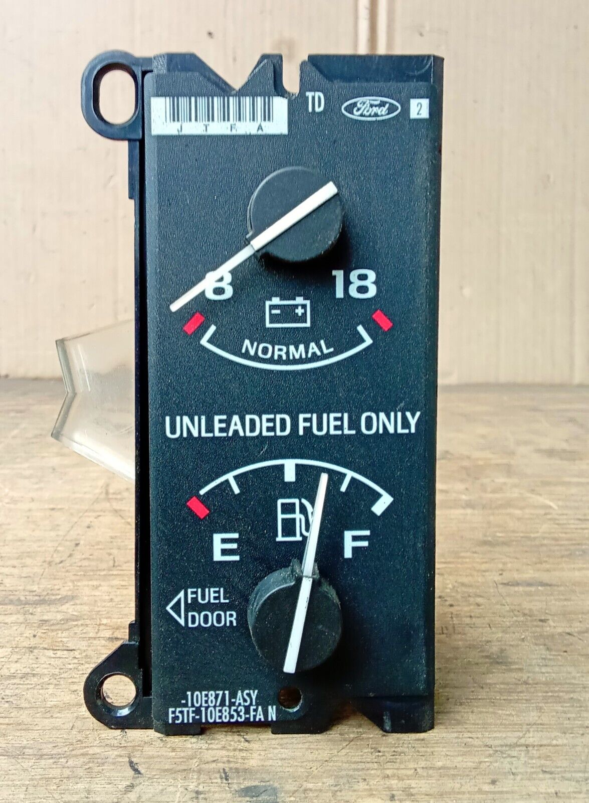 92-97 Volt/Battery and Gas Fuel Gauge (Used) Ford F150 F250 F350 Bronco OEM